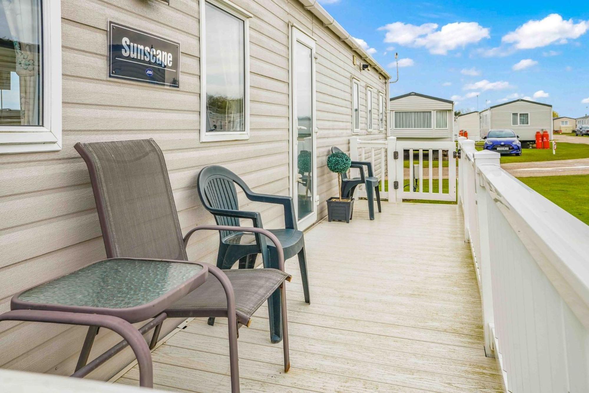 Sunscape Lodge Corton  Exterior foto